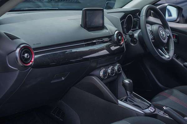 2025 Mazda 2 G15 Evolve DJ Series