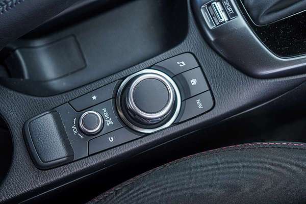 2025 Mazda 2 G15 Evolve DJ Series