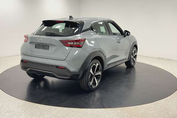 2023 Nissan JUKE ST-L F16