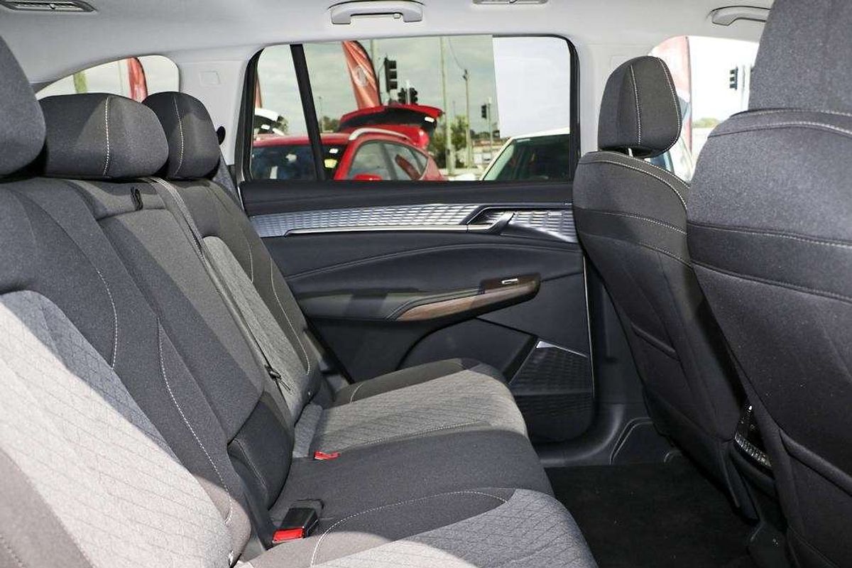 2025 MG QS Essence IS31