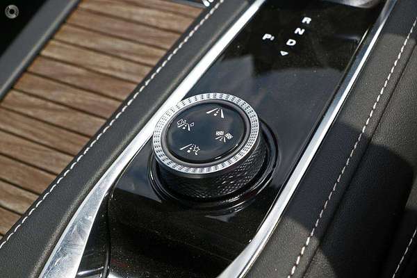 2025 MG QS Essence IS31