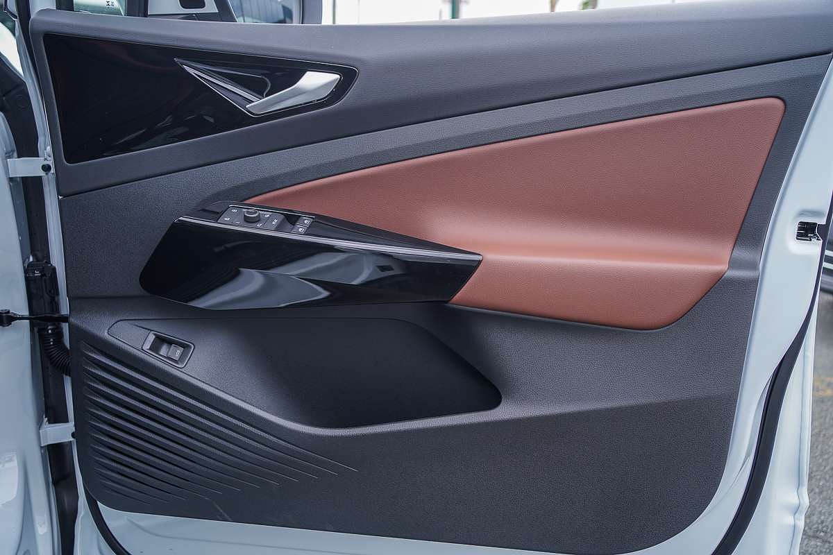 2025 Volkswagen ID.4 Pro E2