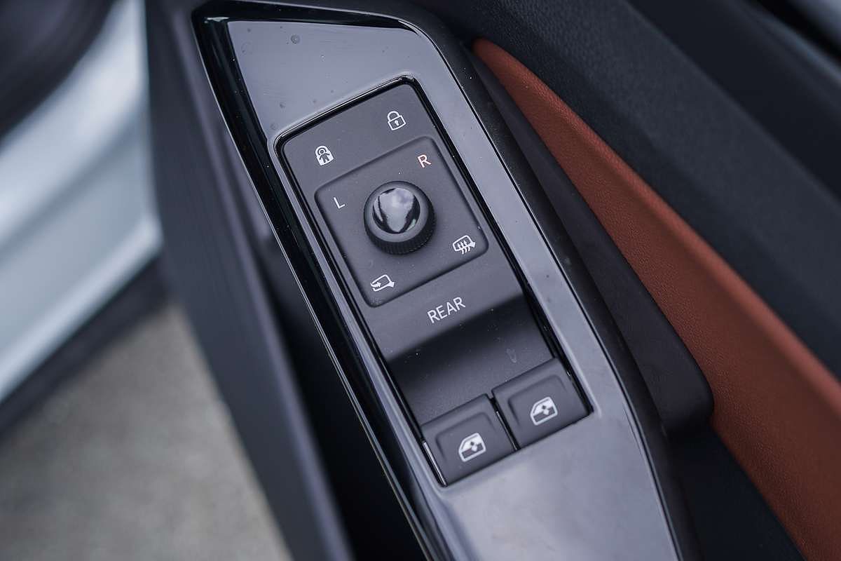 2025 Volkswagen ID.4 Pro E2