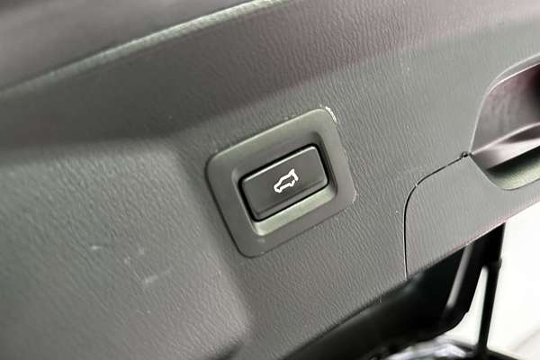 2017 Mazda CX-9 Azami TC