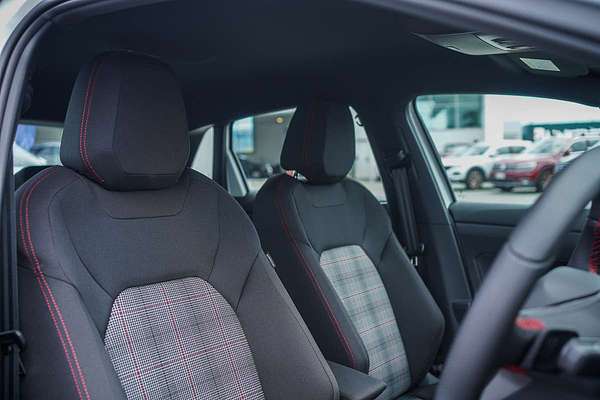 2025 Volkswagen Polo GTI AE