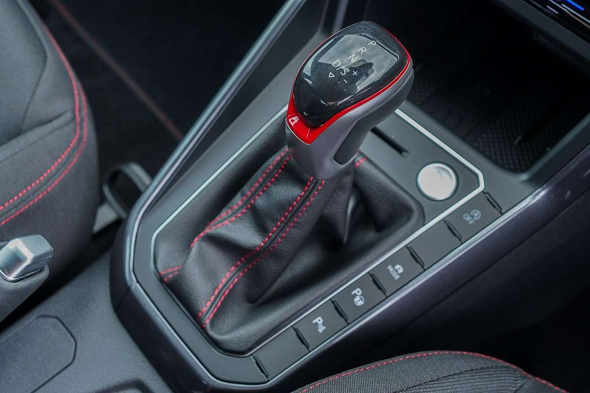 2025 Volkswagen Polo GTI AE