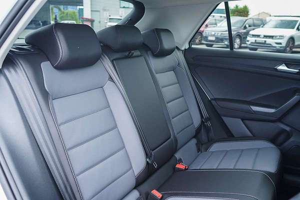 2025 Volkswagen T-Roc 110TSI Style D11