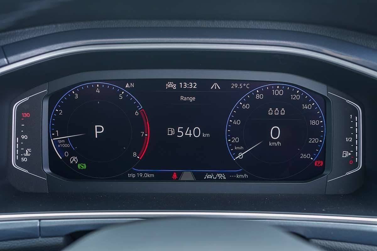 2025 Volkswagen T-Roc 110TSI Style D11