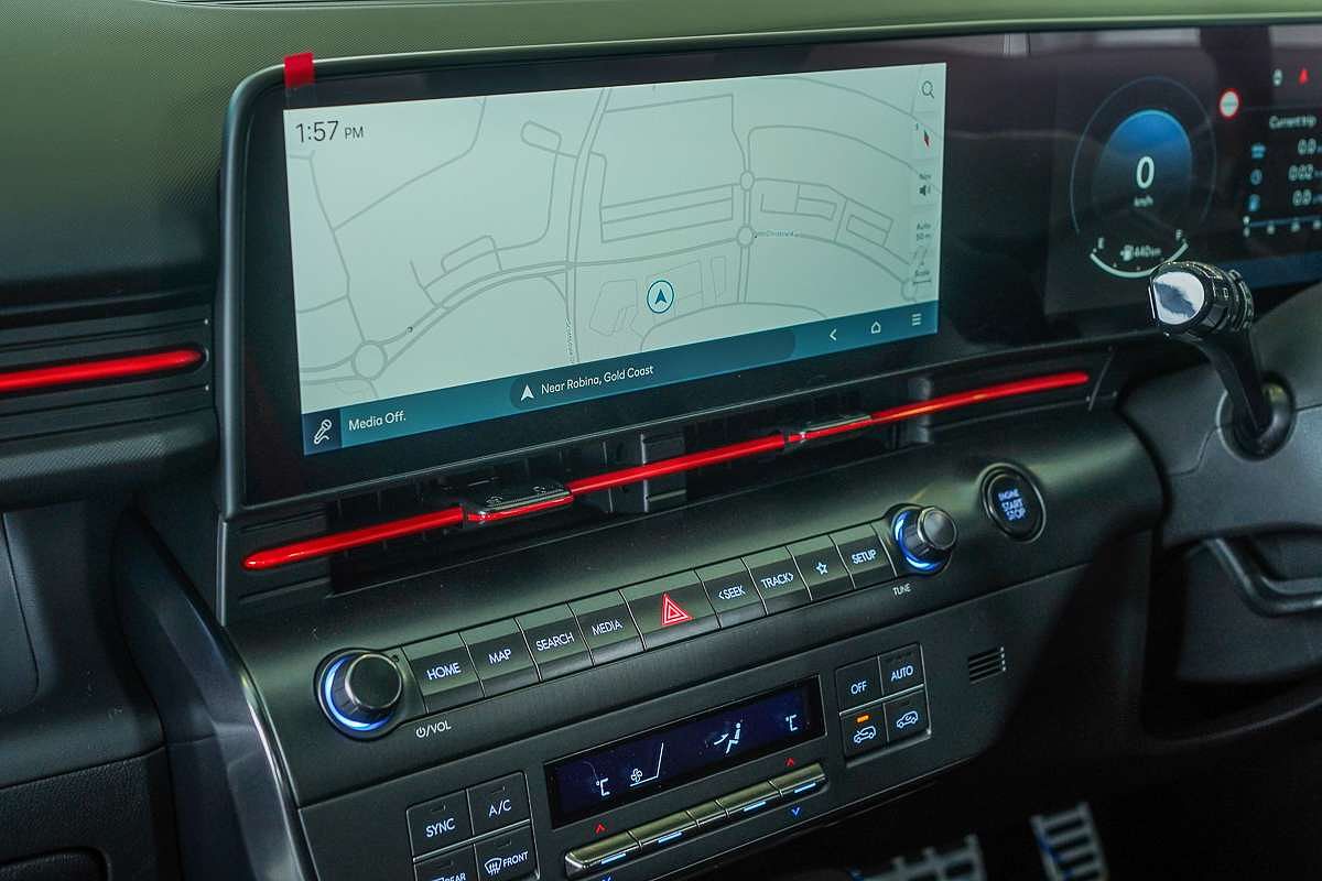 2025 Hyundai Kona Premium N Line SX2.V3