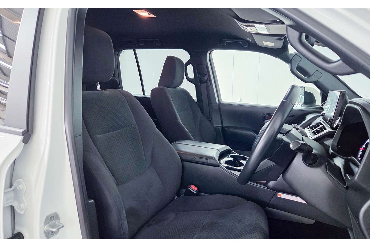 2024 Toyota Landcruiser GXL FJA300R