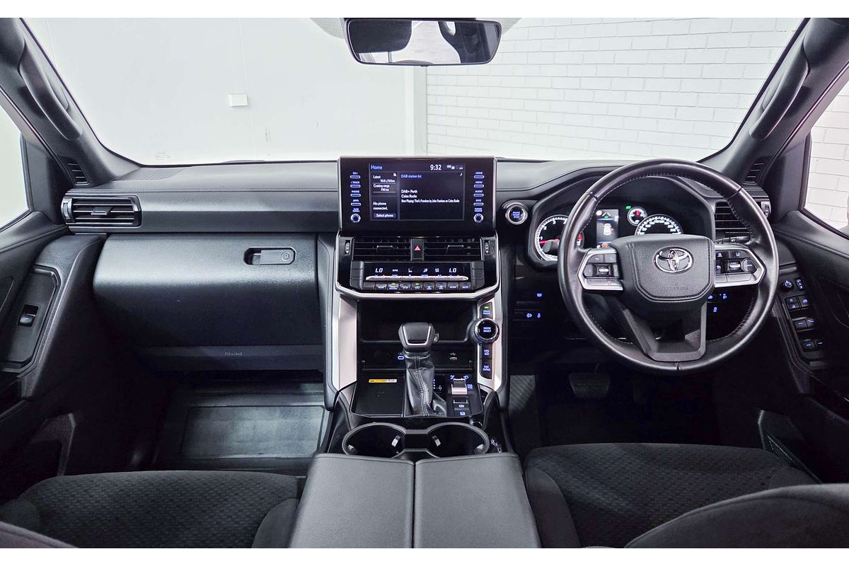 2024 Toyota Landcruiser GXL FJA300R