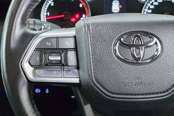 2024 Toyota Landcruiser GXL FJA300R