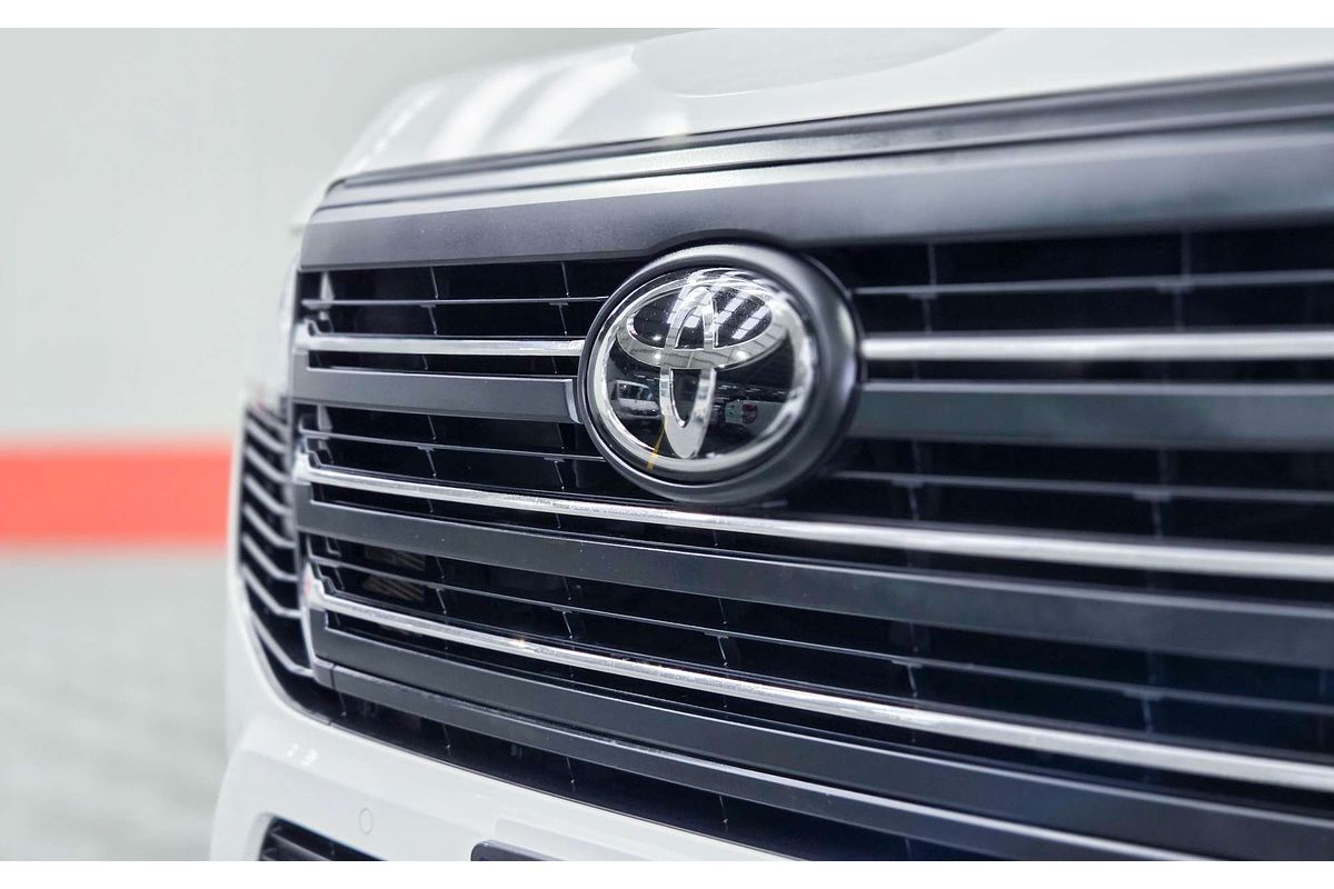 2024 Toyota Landcruiser GXL FJA300R