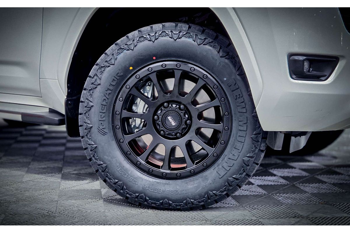 2024 Toyota Landcruiser GXL FJA300R