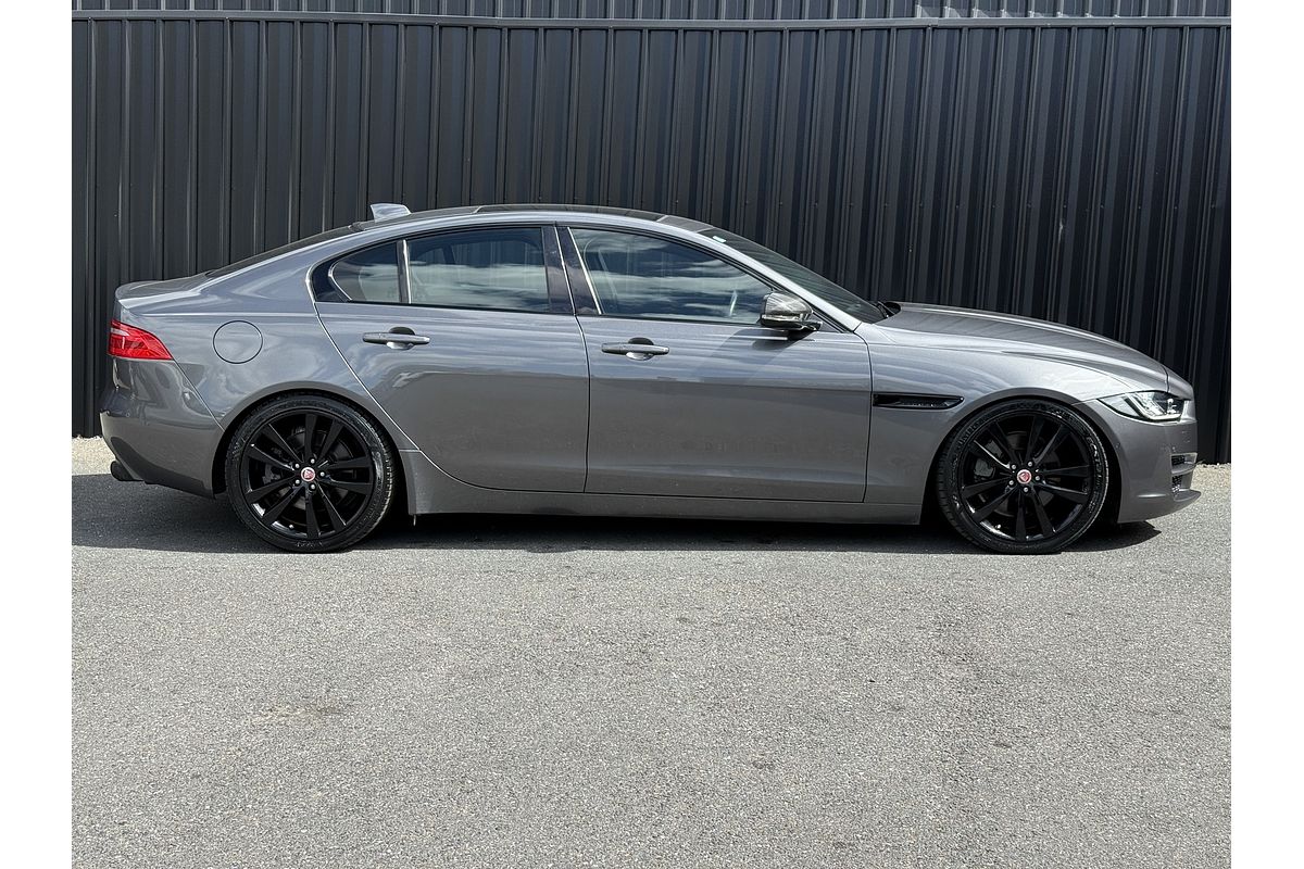 2016 Jaguar XE 20t Prestige X760