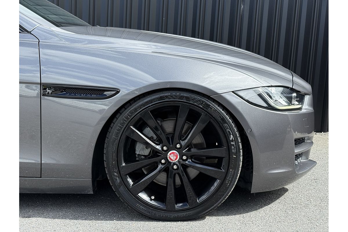 2016 Jaguar XE 20t Prestige X760