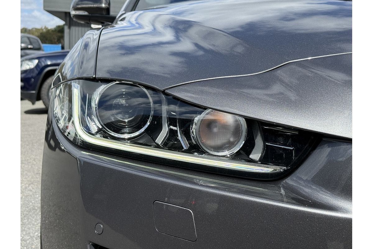 2016 Jaguar XE 20t Prestige X760