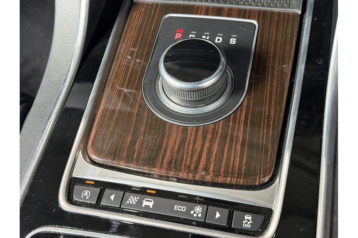 2016 Jaguar XE 20t Prestige X760