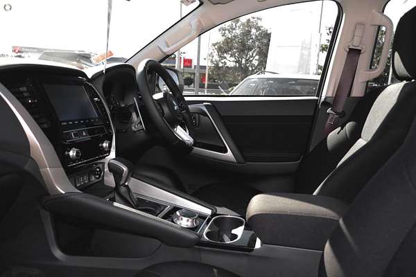 2025 Mitsubishi Pajero Sport GLX QG