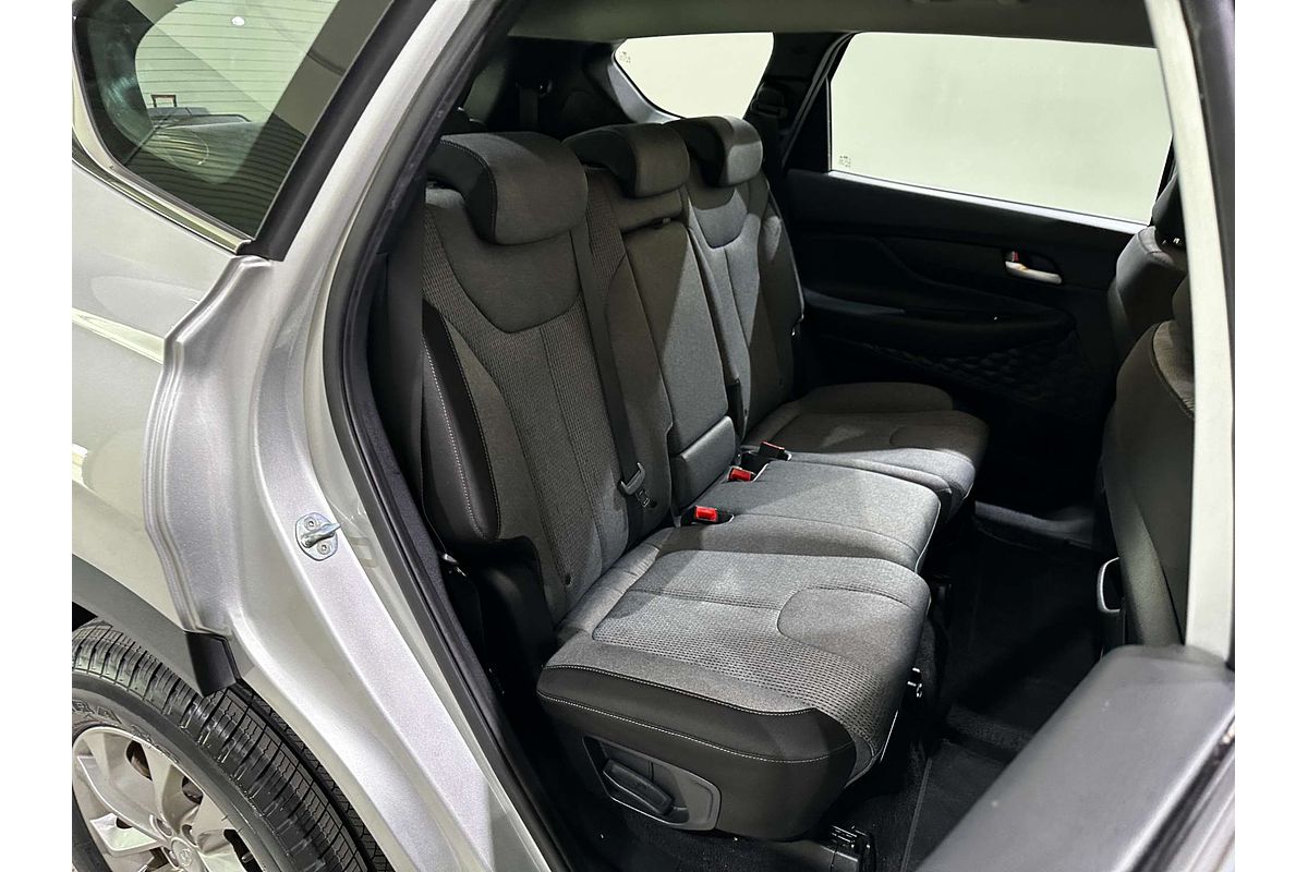 2021 Hyundai Santa Fe  TM.V3