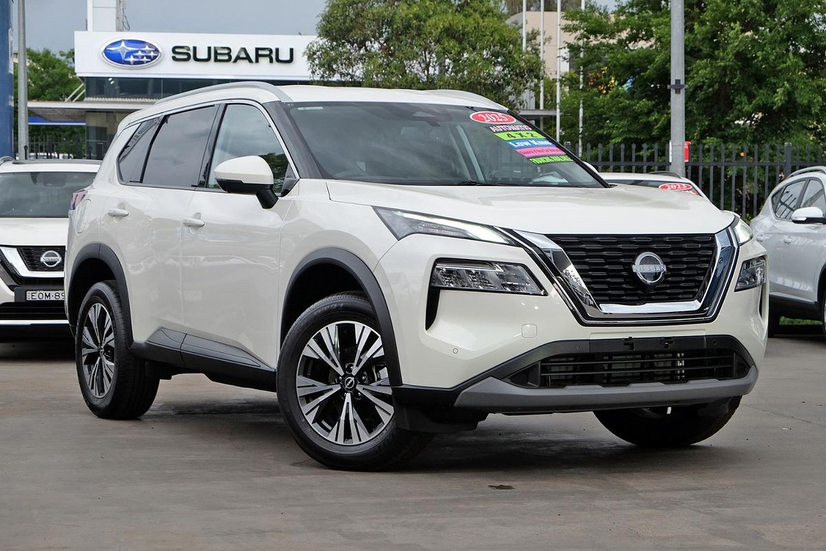 2025 Nissan X-TRAIL ST-L T33