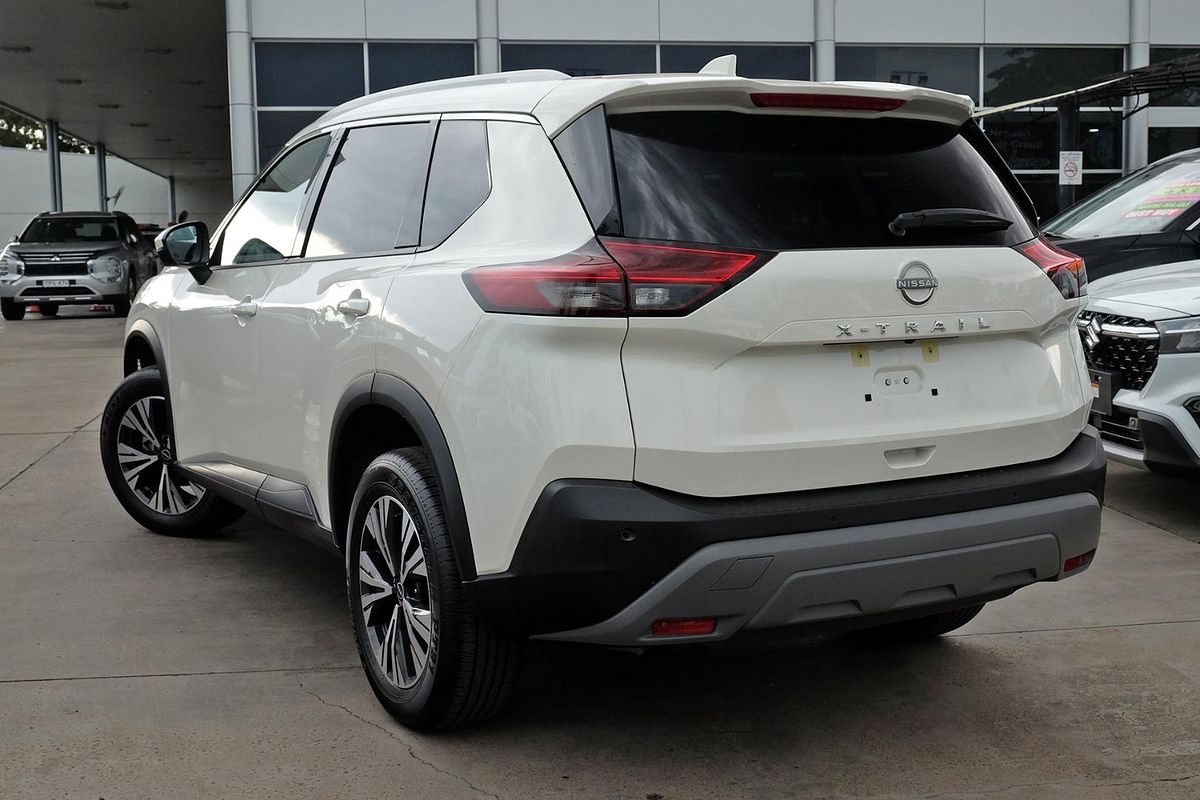 2025 Nissan X-TRAIL ST-L T33