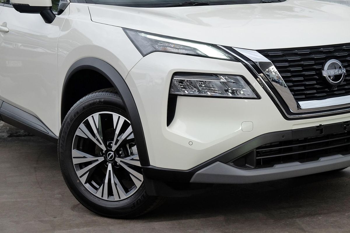 2025 Nissan X-TRAIL ST-L T33