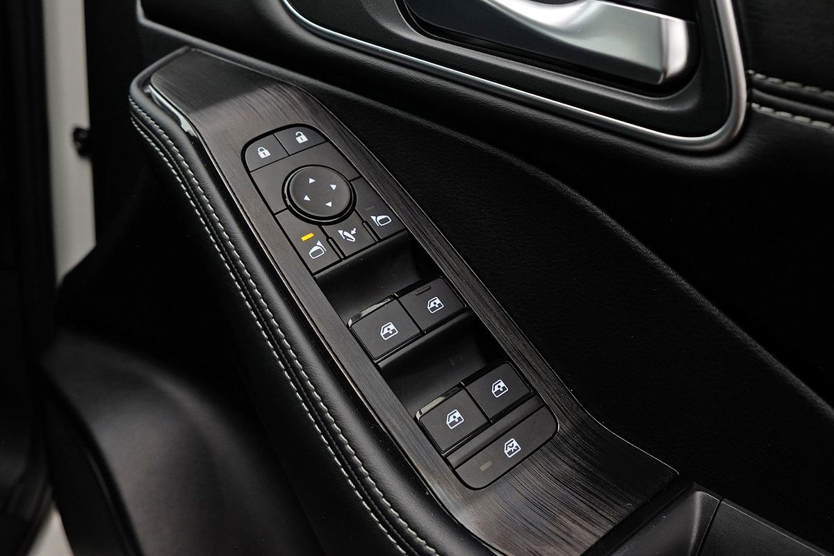 2025 Nissan X-TRAIL ST-L T33