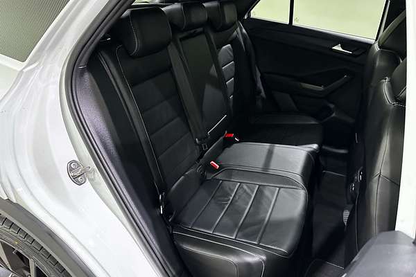 2023 Volkswagen T-Roc 140TSI R-Line D11