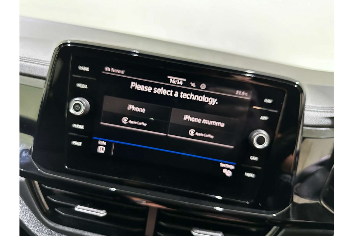 2023 Volkswagen T-Roc 140TSI R-Line D11