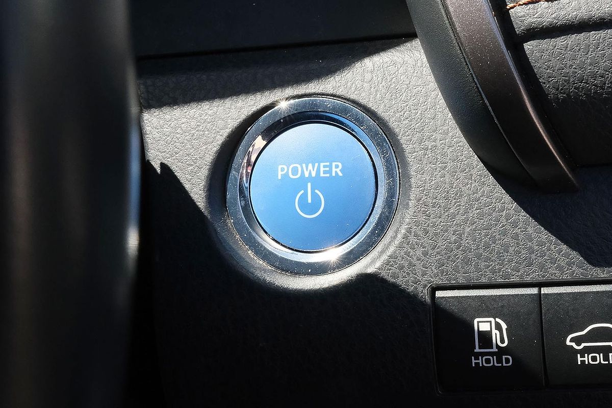 2019 Toyota Camry Ascent Sport AXVH71R