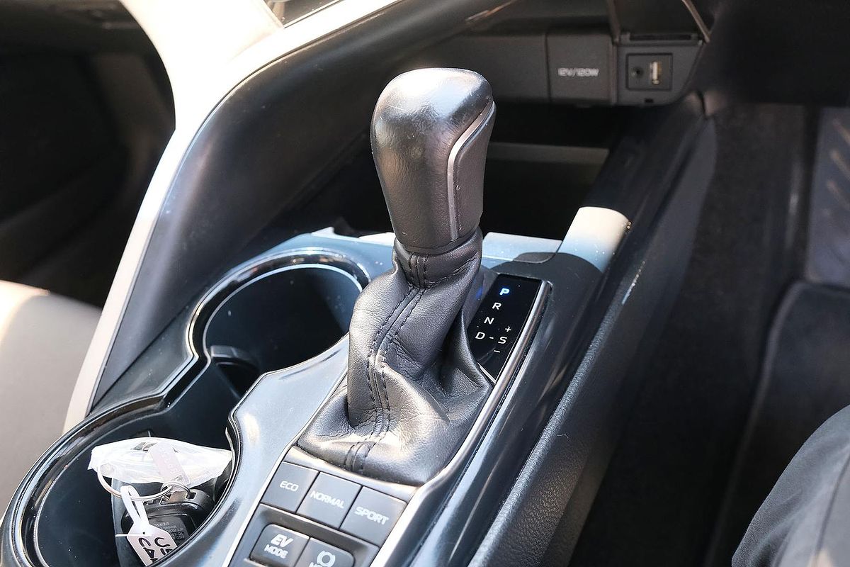 2019 Toyota Camry Ascent Sport AXVH71R