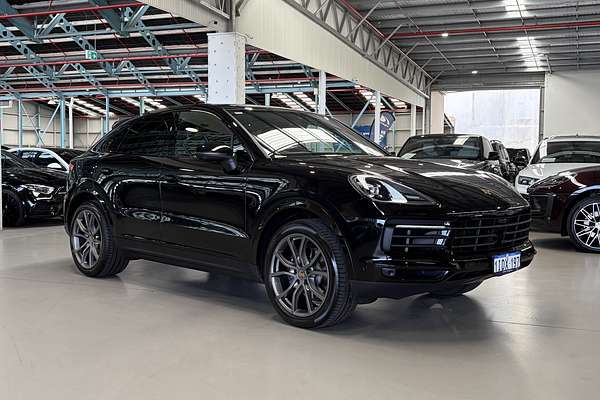 2022 Porsche Cayenne Platinum Edition 9YB