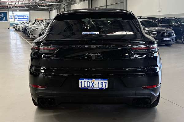 2022 Porsche Cayenne Platinum Edition 9YB