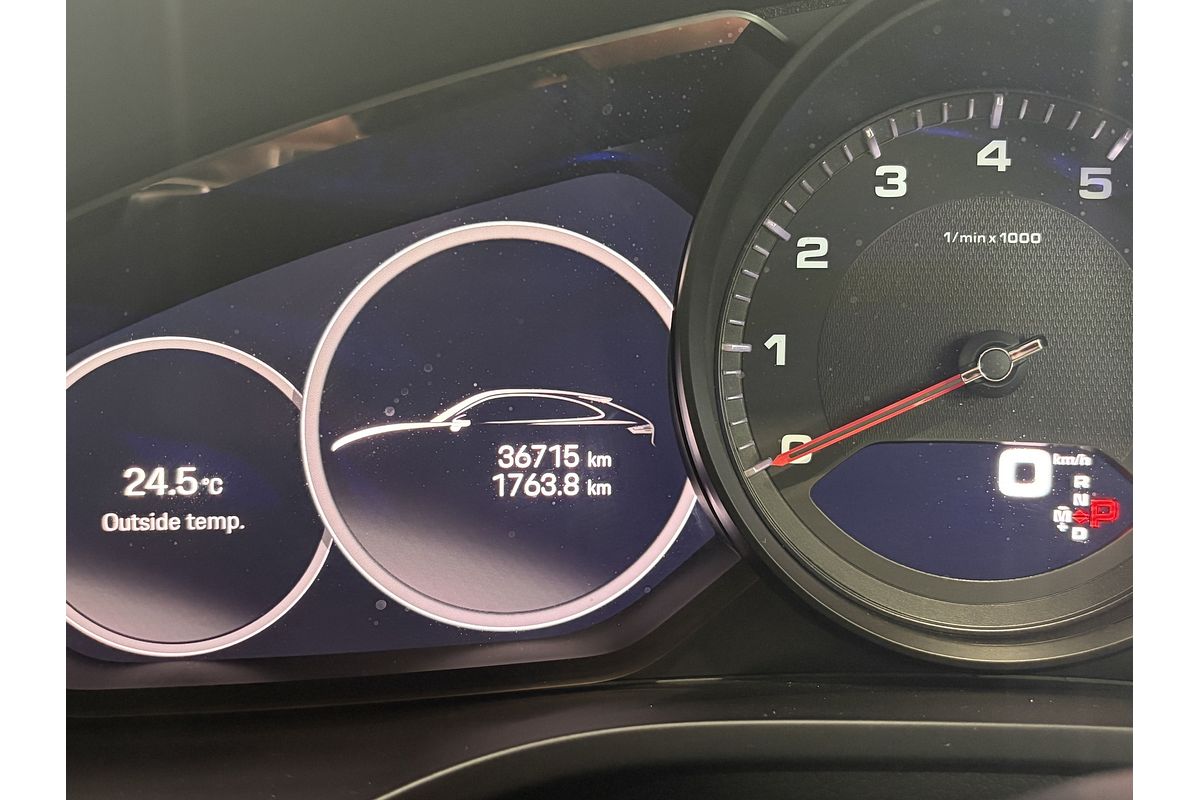 2022 Porsche Cayenne Platinum Edition 9YB