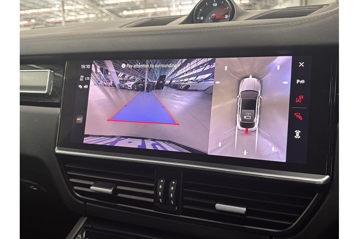 2022 Porsche Cayenne Platinum Edition 9YB