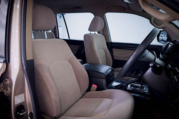 2009 Toyota Landcruiser GXL VDJ200R