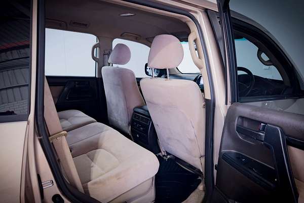 2009 Toyota Landcruiser GXL VDJ200R