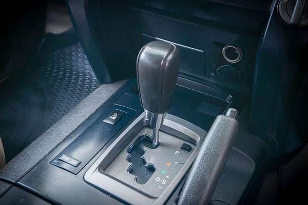 2009 Toyota Landcruiser GXL VDJ200R