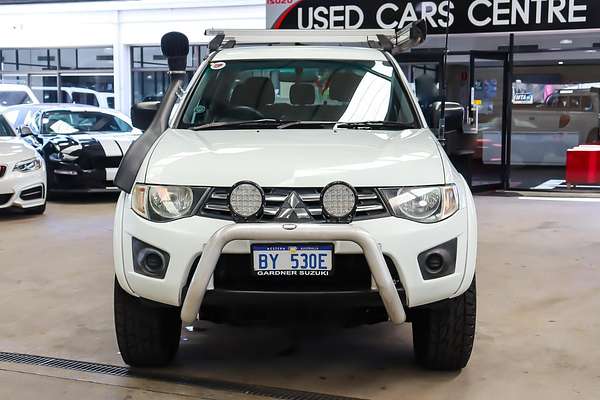 2013 Mitsubishi Triton GLX MN 4X4