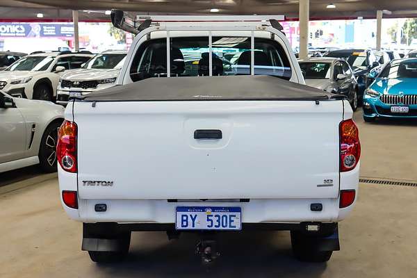 2013 Mitsubishi Triton GLX MN 4X4