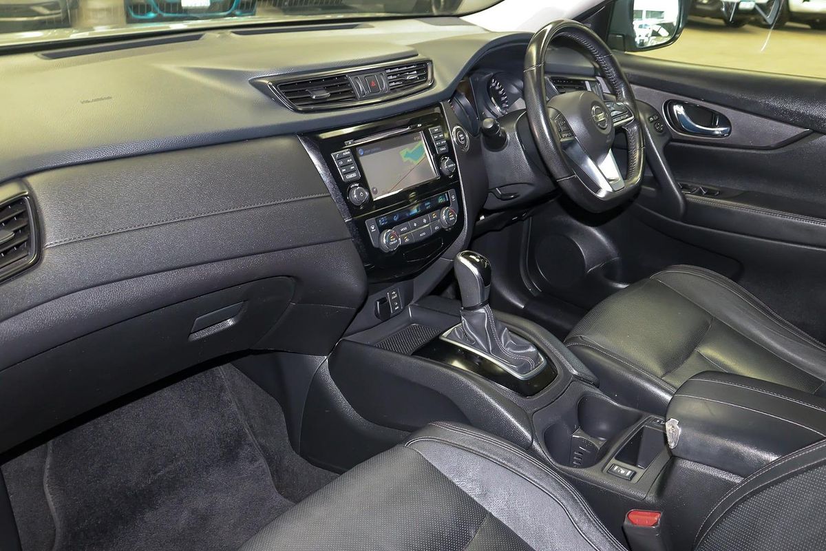 2017 Nissan X-TRAIL ST-L T32 Series II