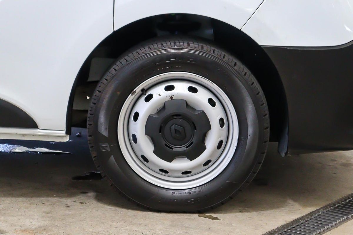 2021 Renault Trafic Pro 85kW X82 LWB Low Roof