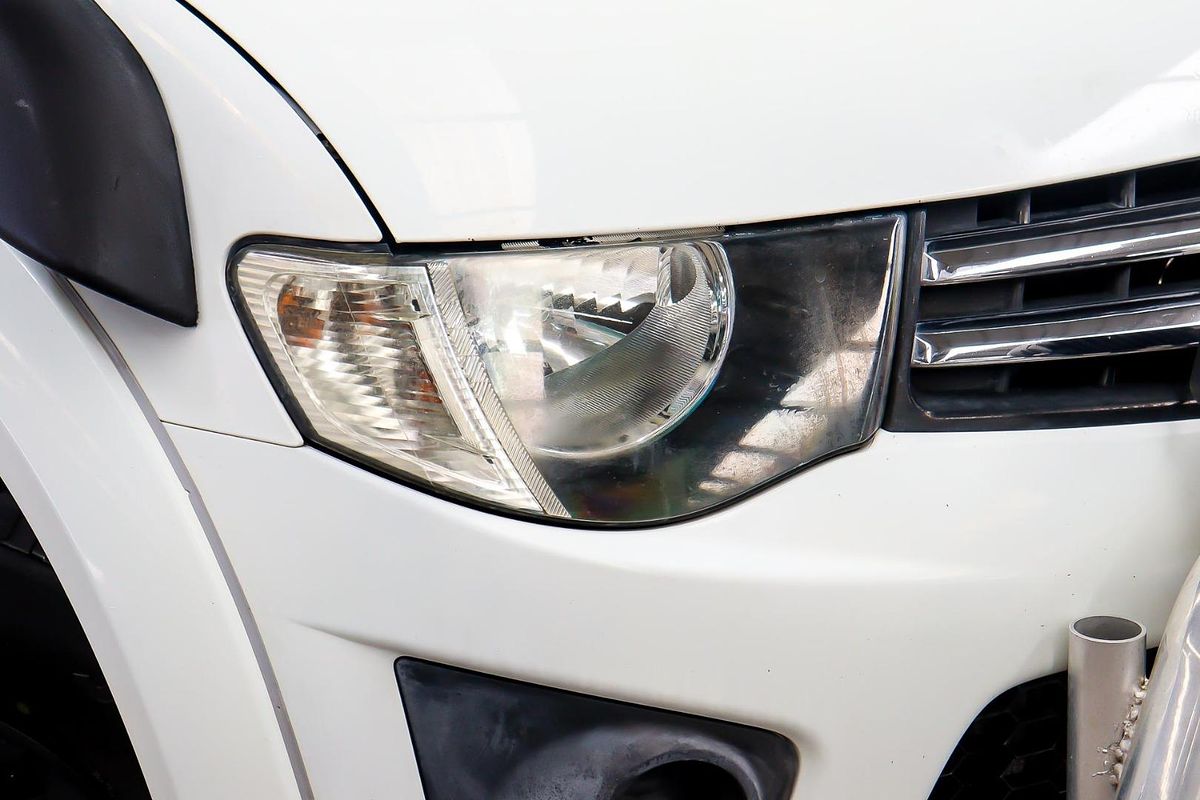 2013 Mitsubishi Triton GLX MN 4X4