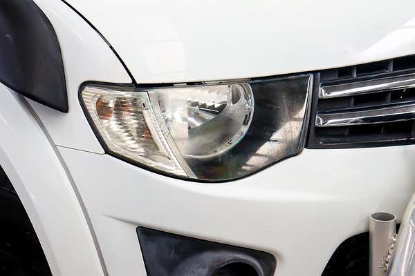 2013 Mitsubishi Triton GLX MN 4X4