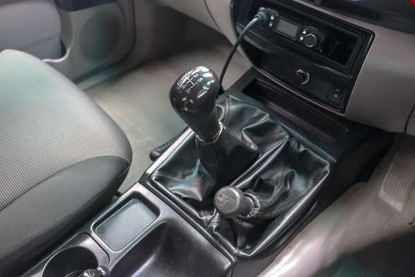 2013 Mitsubishi Triton GLX MN 4X4