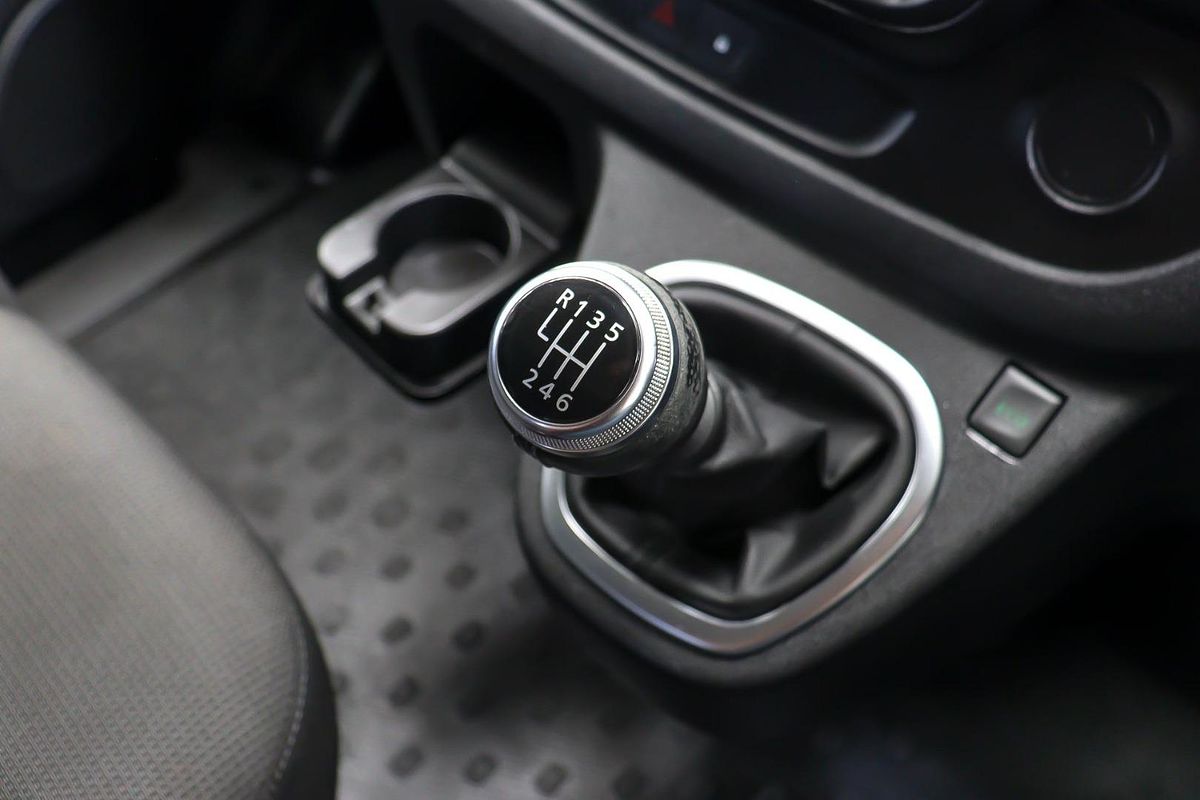 2021 Renault Trafic Pro 85kW X82 LWB Low Roof