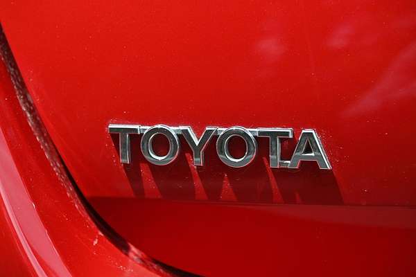 2013 Toyota Corolla Ascent Sport ZRE182R