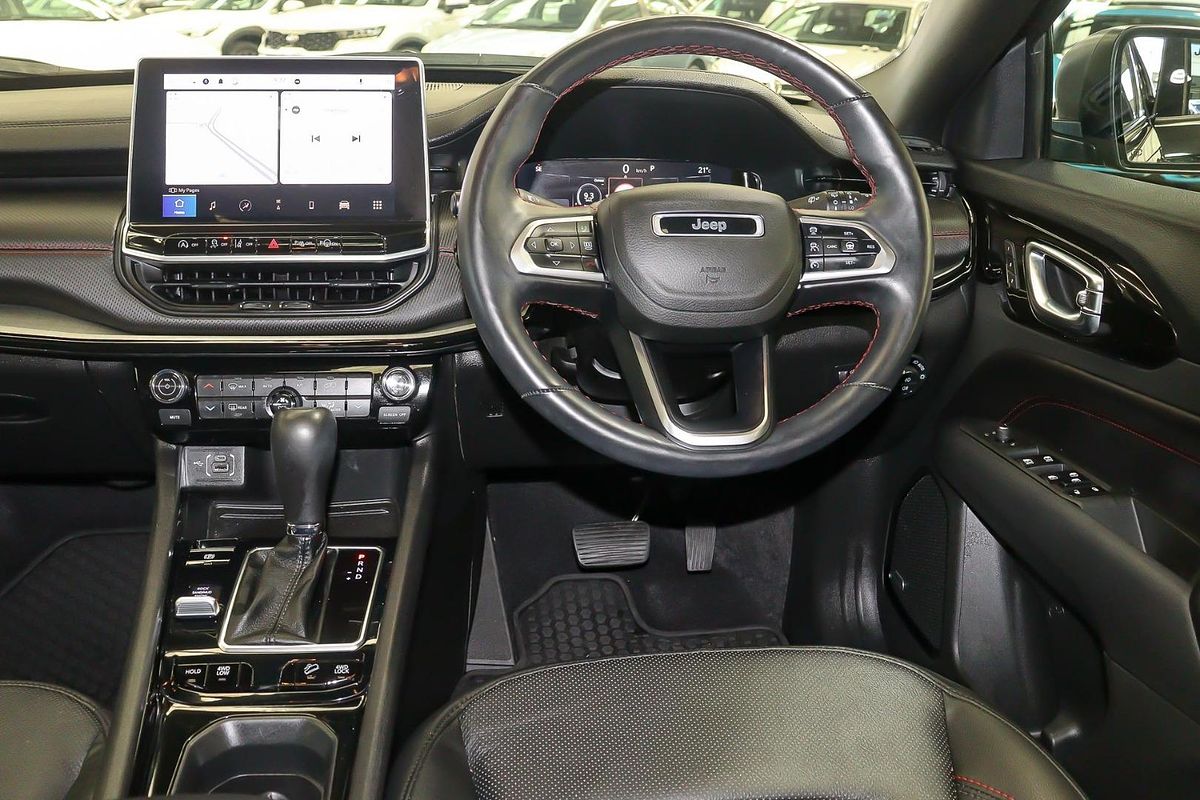 2023 Jeep Compass Trailhawk M6