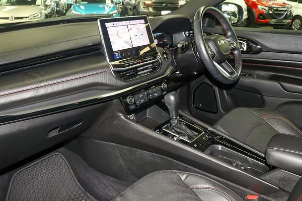 2023 Jeep Compass Trailhawk M6